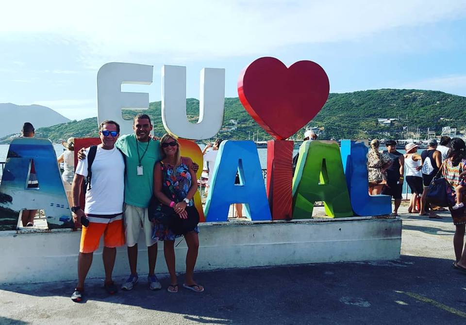 Crystal clear turquoise waters and white sand beach at Arraial do Cabo on private day trip from Rio de Janeiro