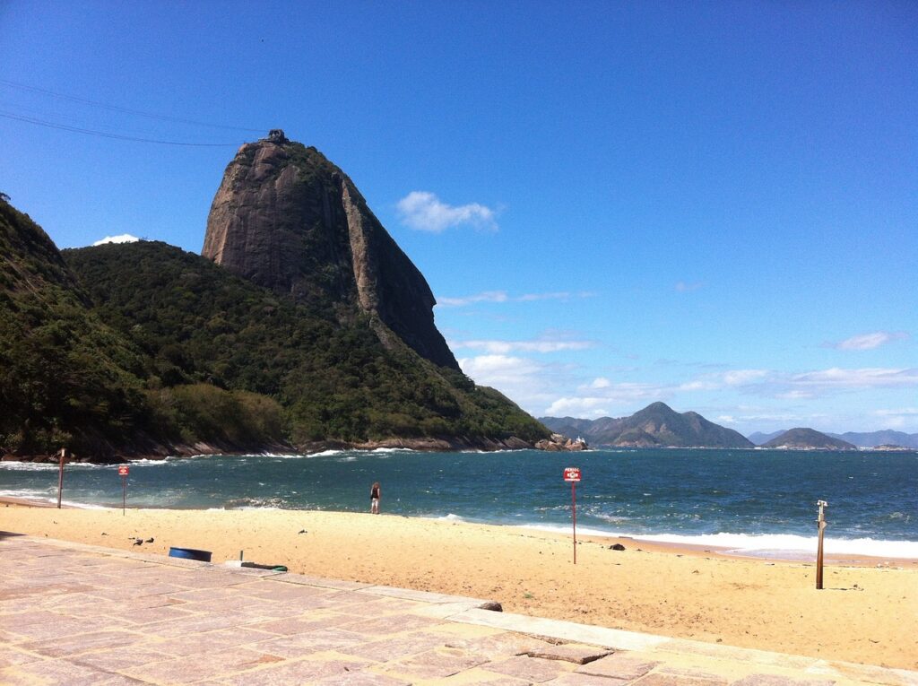praia vermelha urca