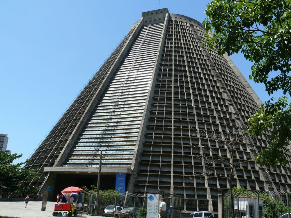 Discover the Metropolitan Cathedral of Rio de Janeiro