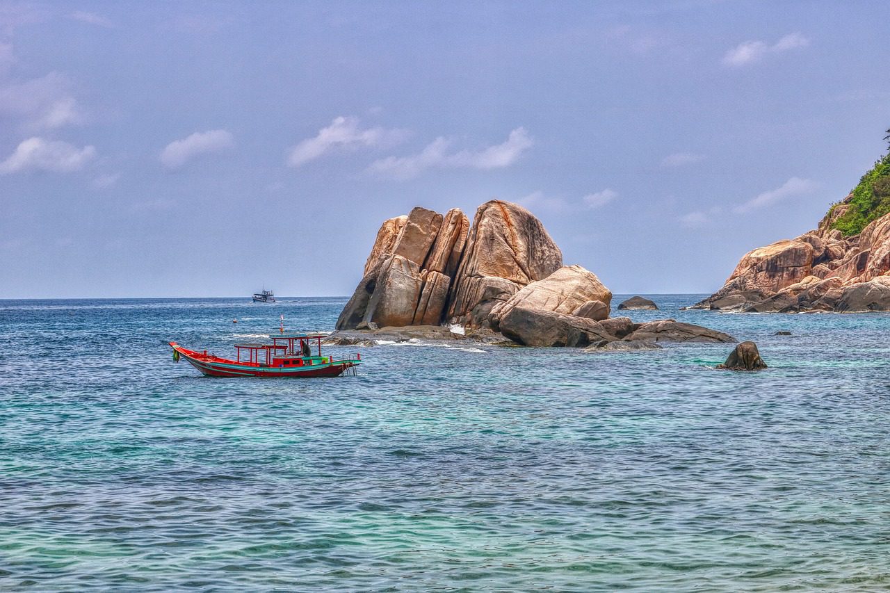 ilha grande hiking