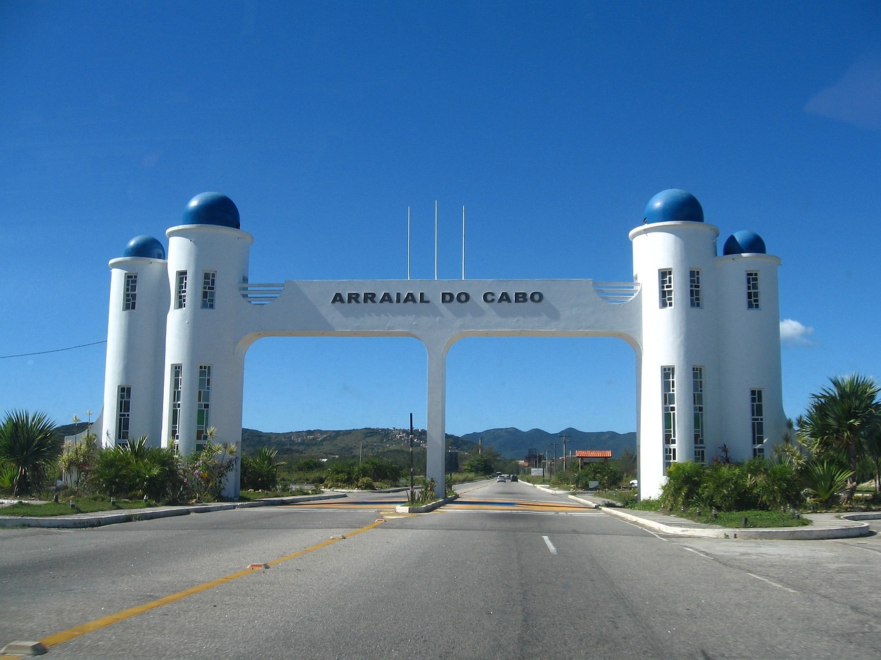 where is located arraial do cabo