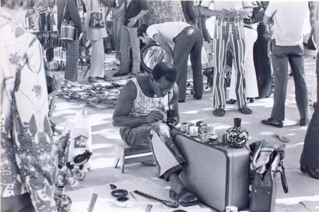 feira hippie ipanema shooping in rio de janeiro