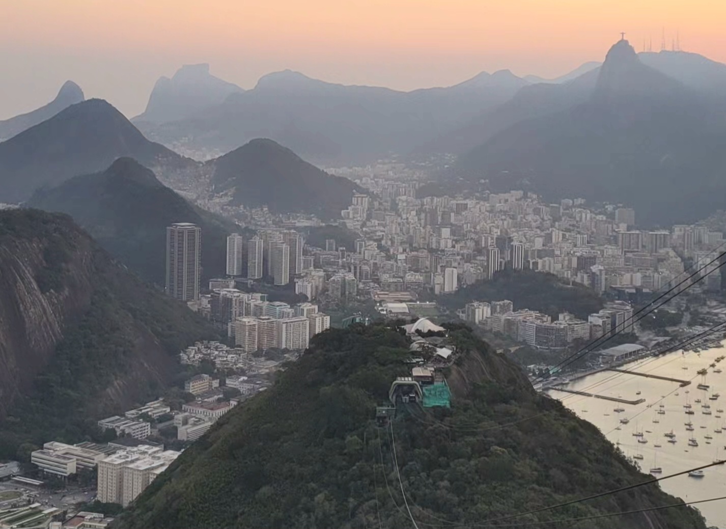 How to Visit Sugarloaf Mountain at Sunset [1] How to Visit Sugarloaf Mountain at Sunset