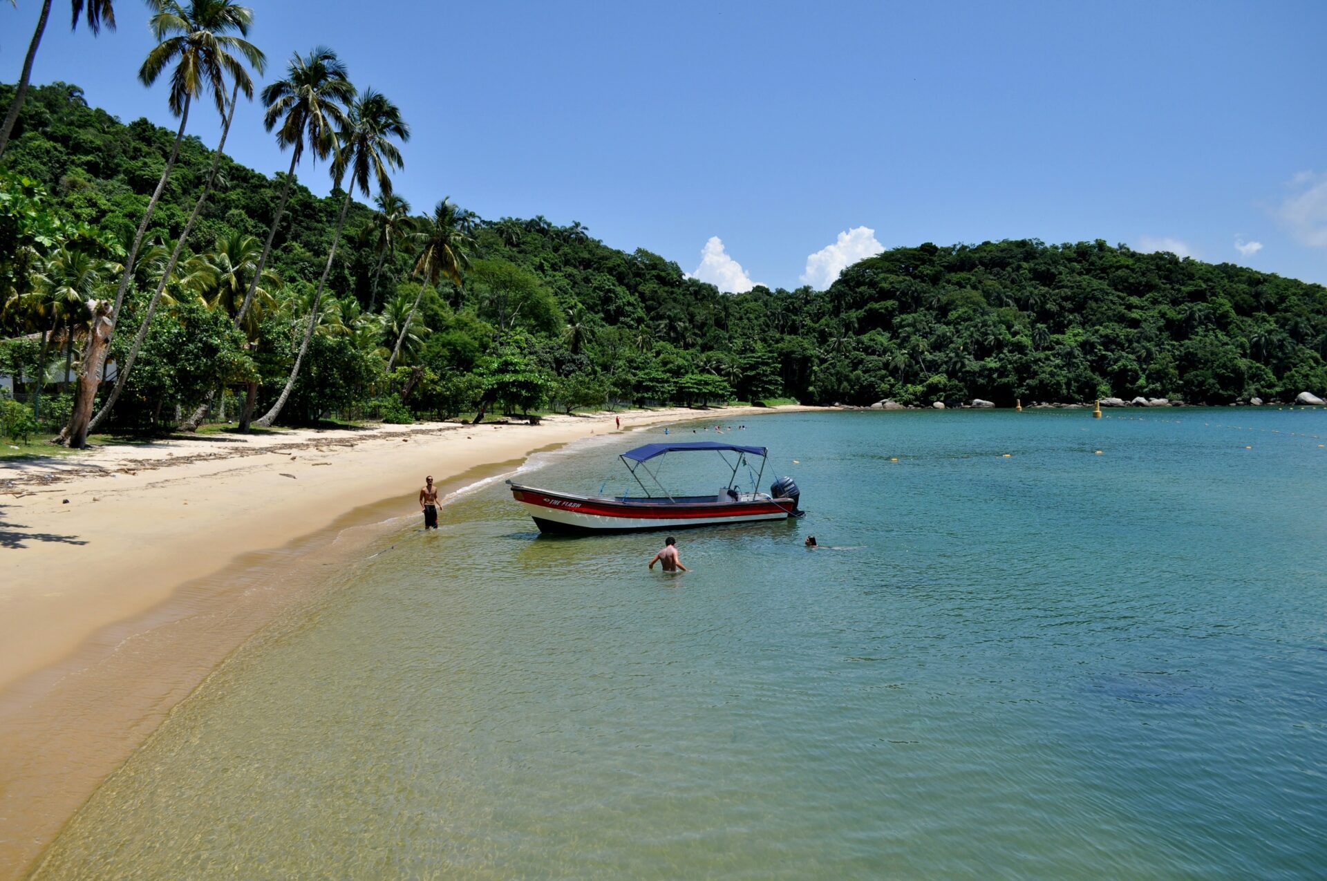 What is Ilha Grande known for?, image size:1920x1275