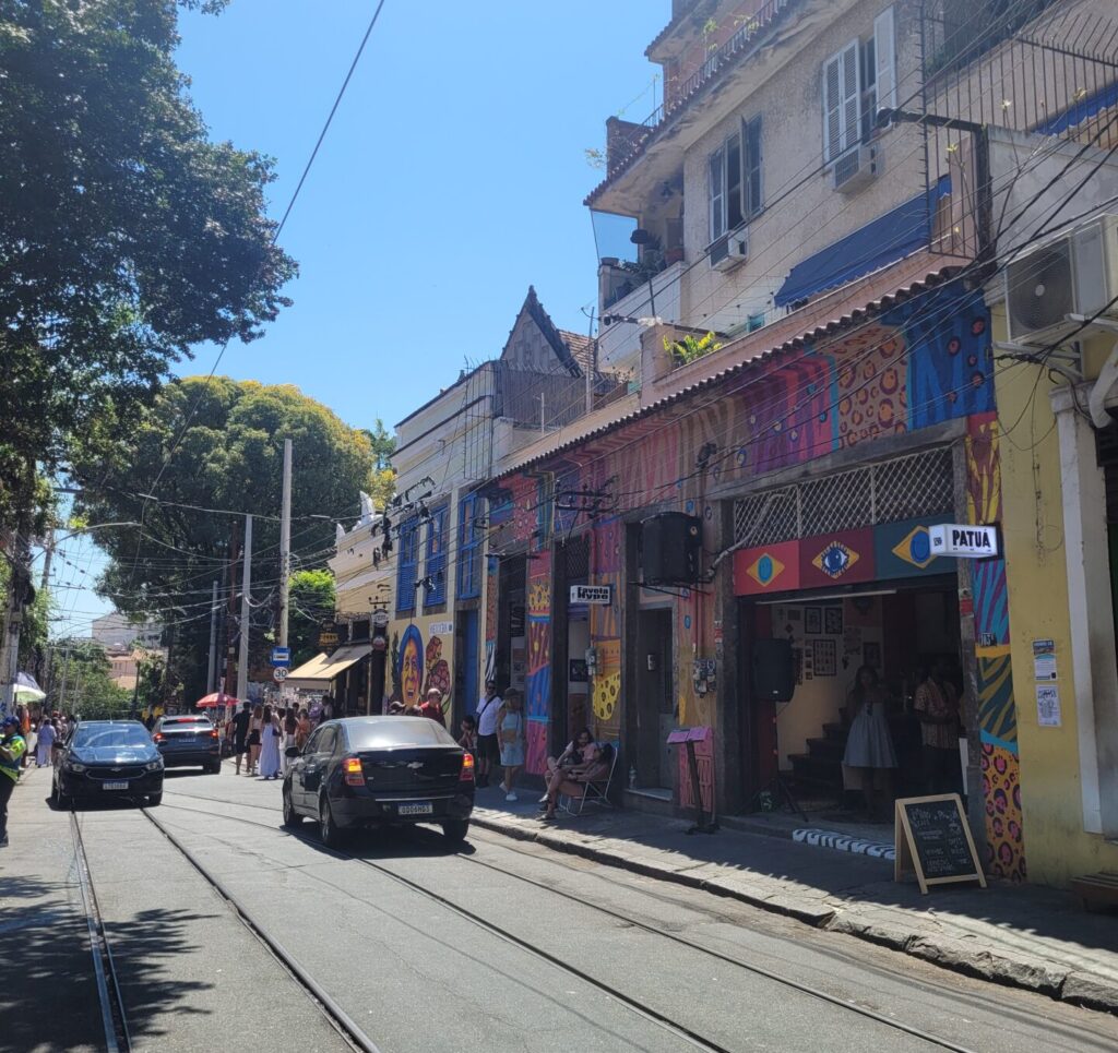 Sugar Loaf and Santa Teresa private tour combining cable car ride and historic neighborhood exploration in Rio