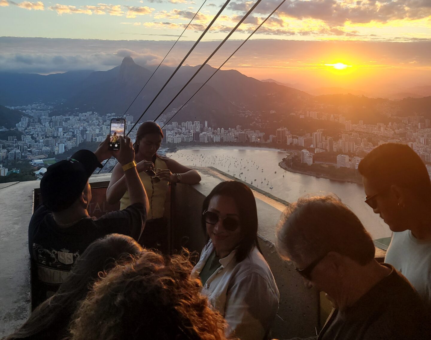 Guided combo tour of Sugar Loaf cable car experience and Santa Teresa bohemian district in Rio de Janeiro