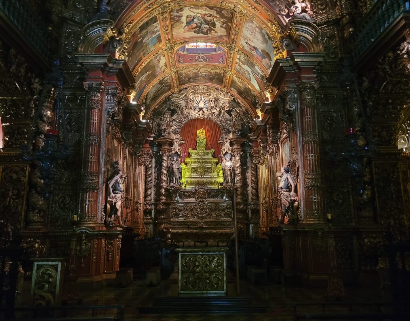 St. Benedict Monastery baroque interior and golden altar on Sunday Tour of Rio de Janeiro cultural experience