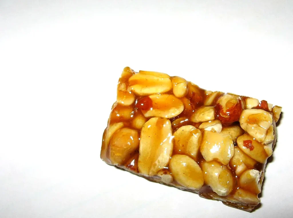Pé de moleque, a Brazilian peanut and cane sugar sweet sold in Rio de Janeiro bakeries and shops